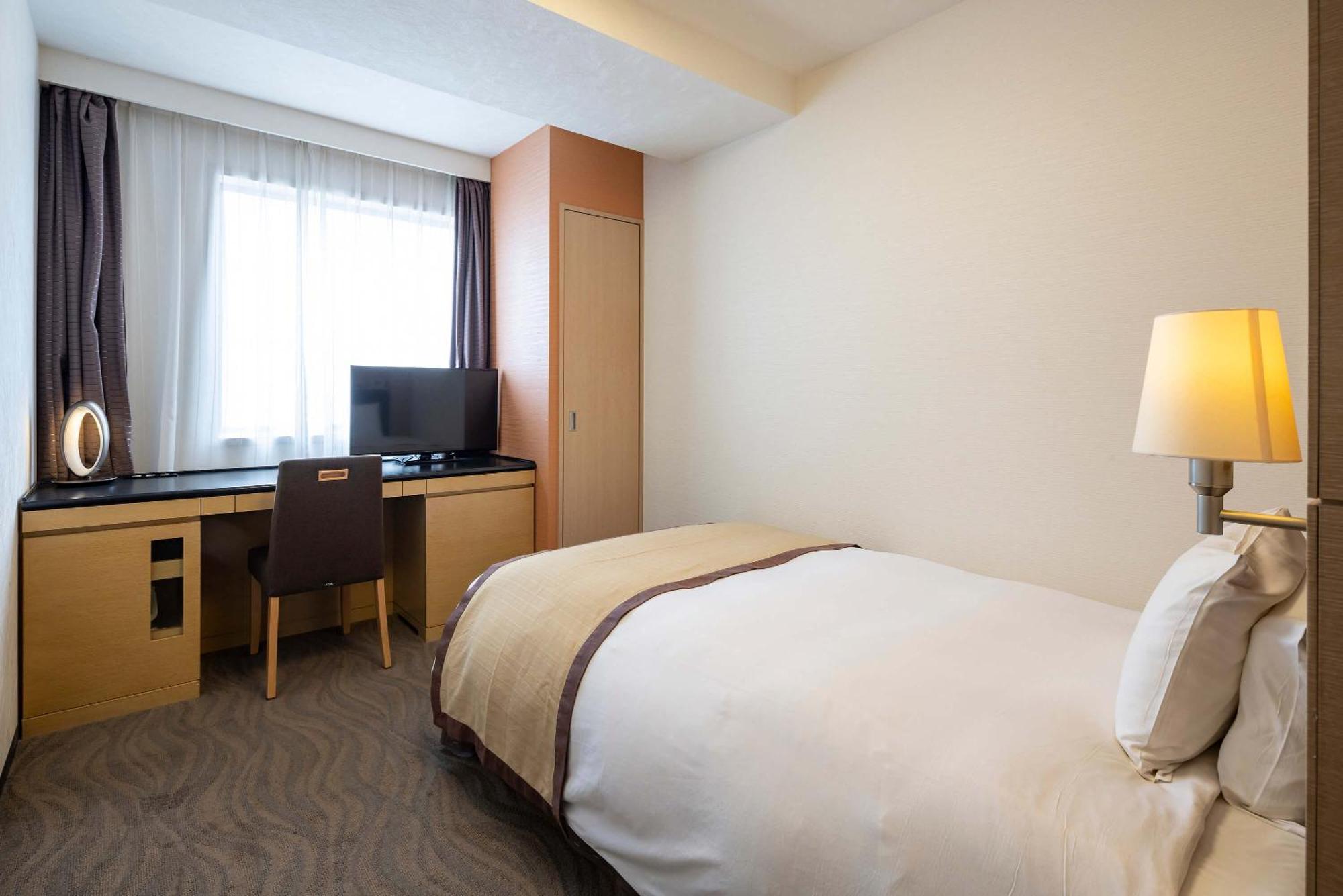 Hotel Metropolitan Takasaki Buitenkant foto