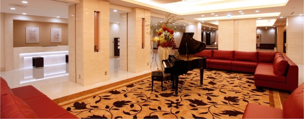 Hotel Metropolitan Takasaki Buitenkant foto
